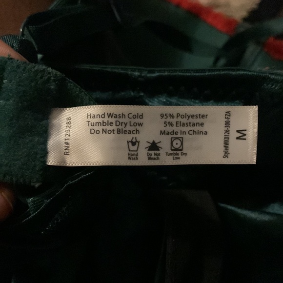 Cute Christmas Lingerie - Picture 9 of 10